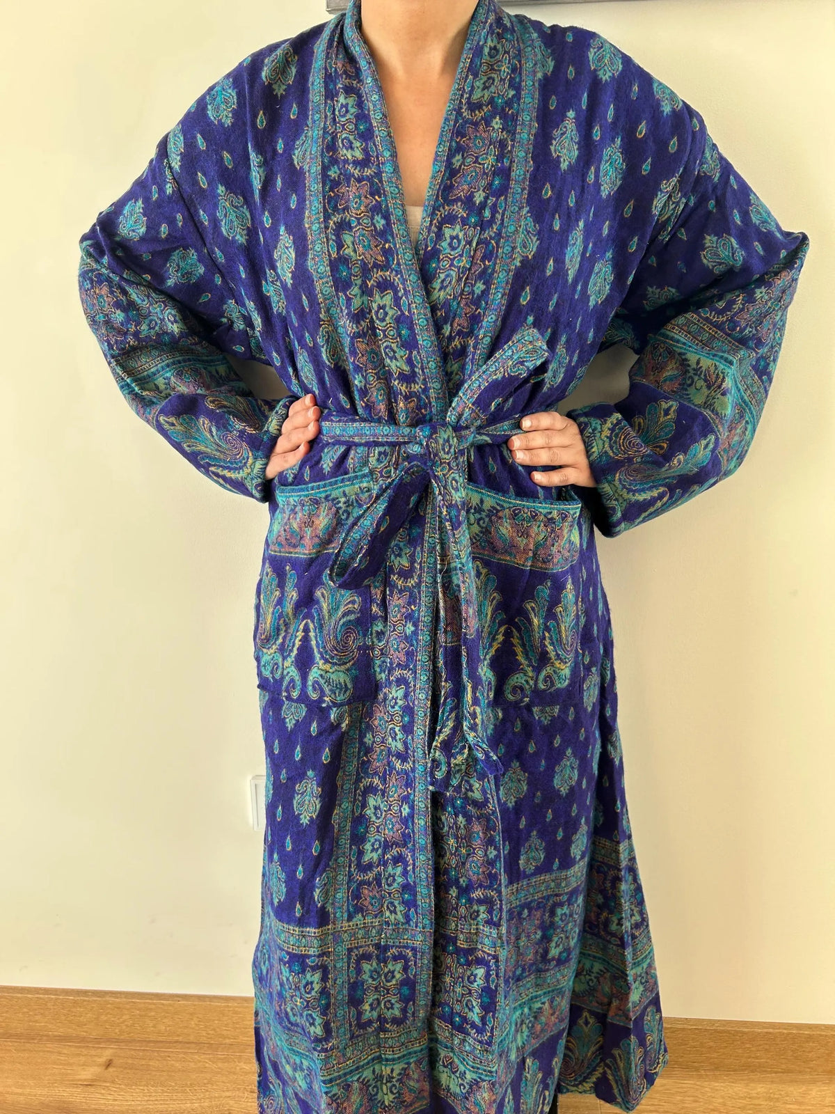 Unisex Yak Wool Robe Kimono Loungewear Resort Wear Dressing Gown